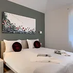 ヴィラ Luxury Arman With Whirlpool In Visinada ヴィジナダ