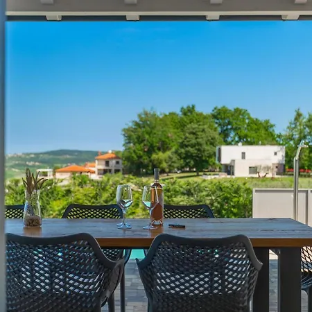 Luxury Arman With Whirlpool In Visinada *