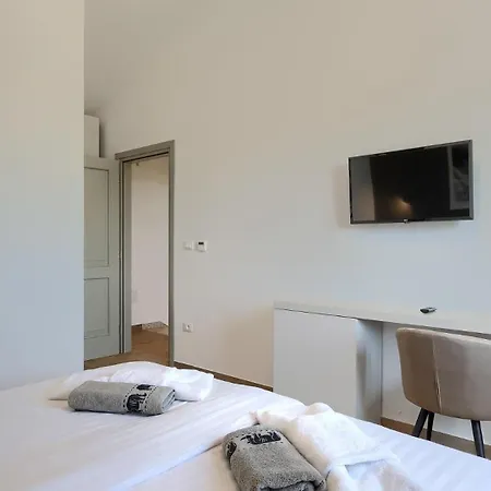 Luxury Arman With Whirlpool In Visinada