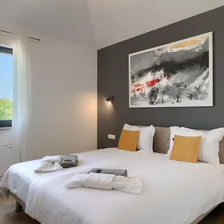 Luxury Arman With Whirlpool In Visinada