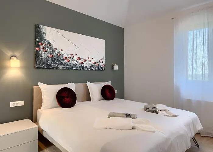 Villa Luxury Arman With Whirlpool In Visinada Vižinada