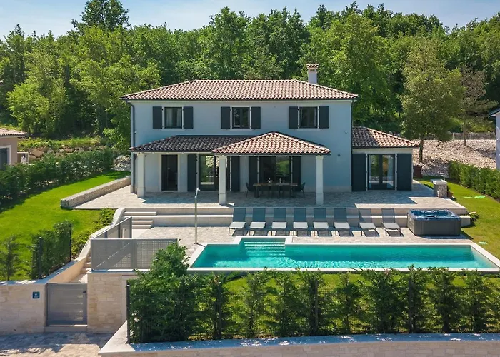 Luxury Arman With Whirlpool In Visinada *