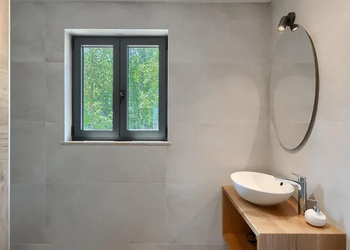 Luxury Arman With Whirlpool In Visinada * Vižinada