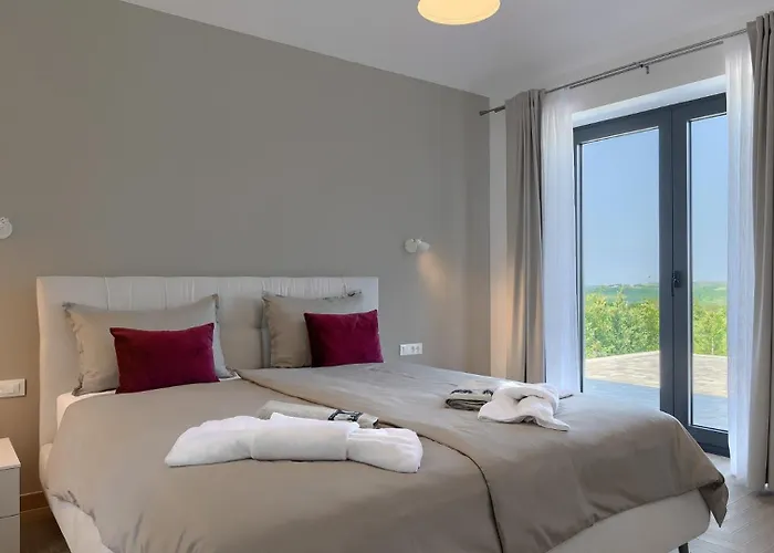 Villa Luxury Arman With Whirlpool In Visinada