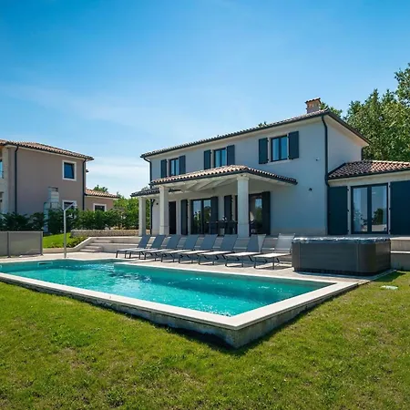 Luxury Arman With Whirlpool In Visinada * Vižinada