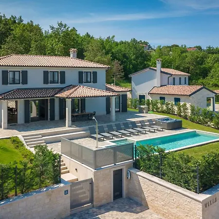 Luxury Arman With Whirlpool In Visinada Villa