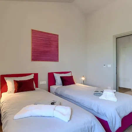 Luxury Arman With Whirlpool In Visinada Vižinada
