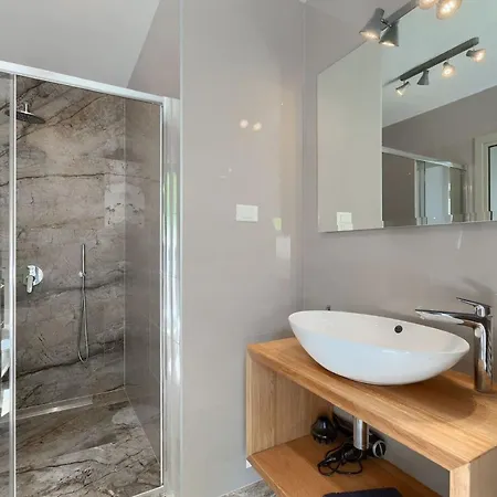 Luxury Arman With Whirlpool In Visinada * Vizinada