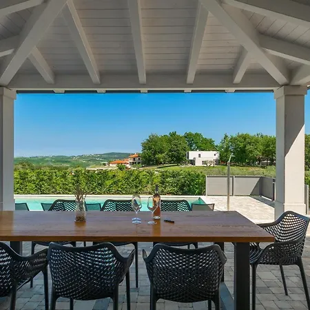 Luxury Arman With Whirlpool In Visinada