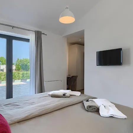 别墅 Luxury Arman With Whirlpool In Visinada Vižinada