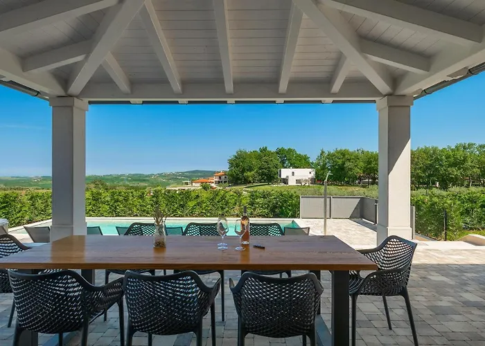 Luxury Arman With Whirlpool In Visinada