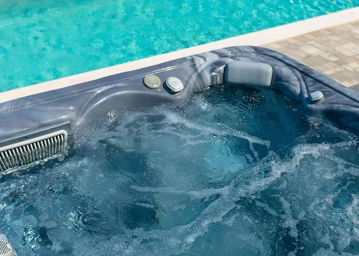 Luxury Arman With Whirlpool In Visinada Villa Vižinada