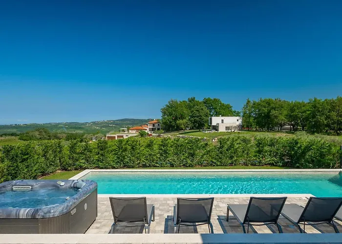 Luxury Arman With Whirlpool In Visinada Villa